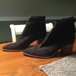 Sole Society stretch bootie